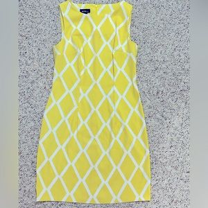 Yellow dress size 10